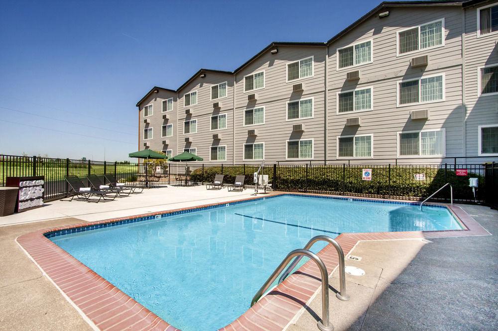 Quality Inn & Suites Springfield Dış mekan fotoğraf