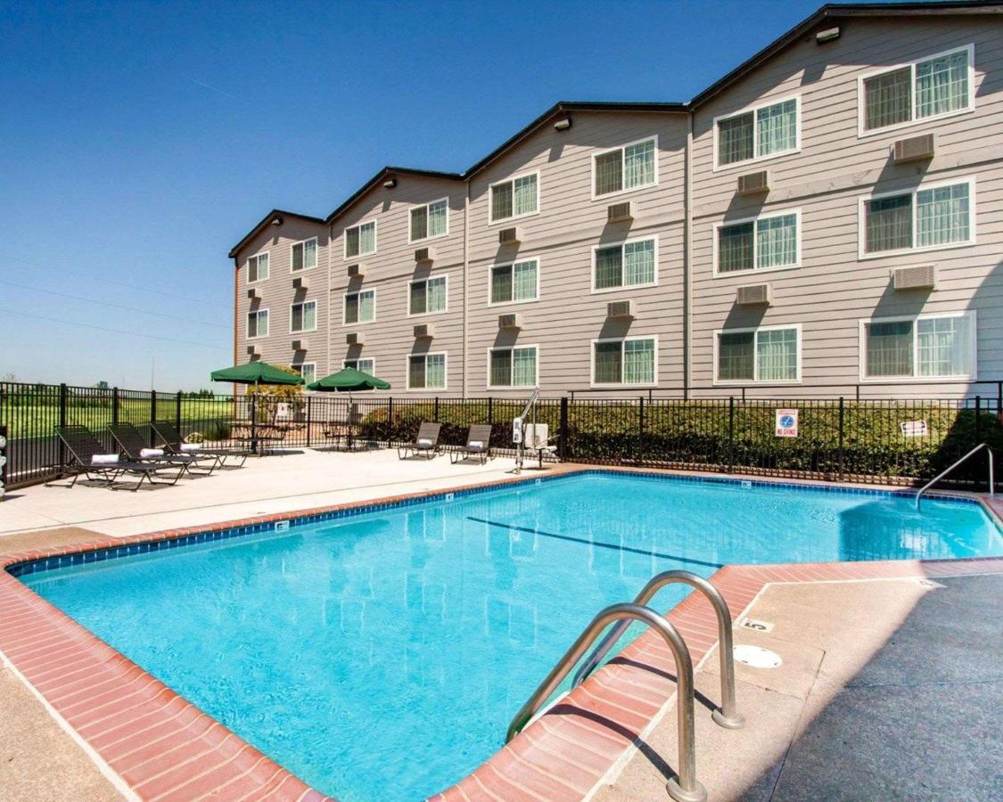 Quality Inn & Suites Springfield Dış mekan fotoğraf