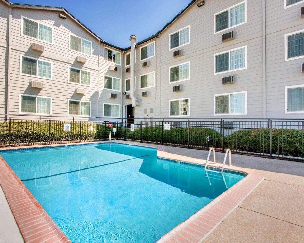 Quality Inn & Suites Springfield Dış mekan fotoğraf
