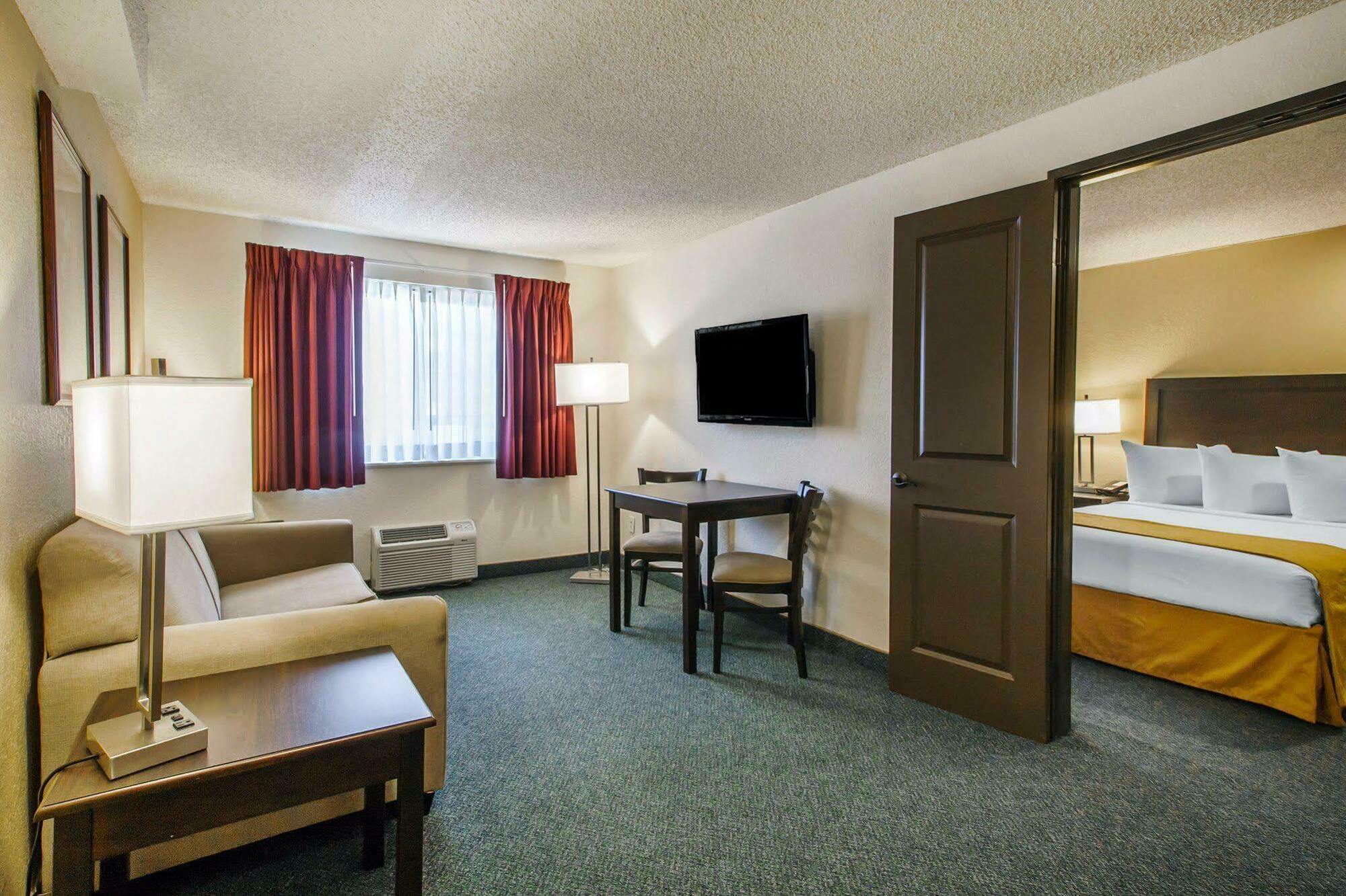 Quality Inn & Suites Springfield Dış mekan fotoğraf