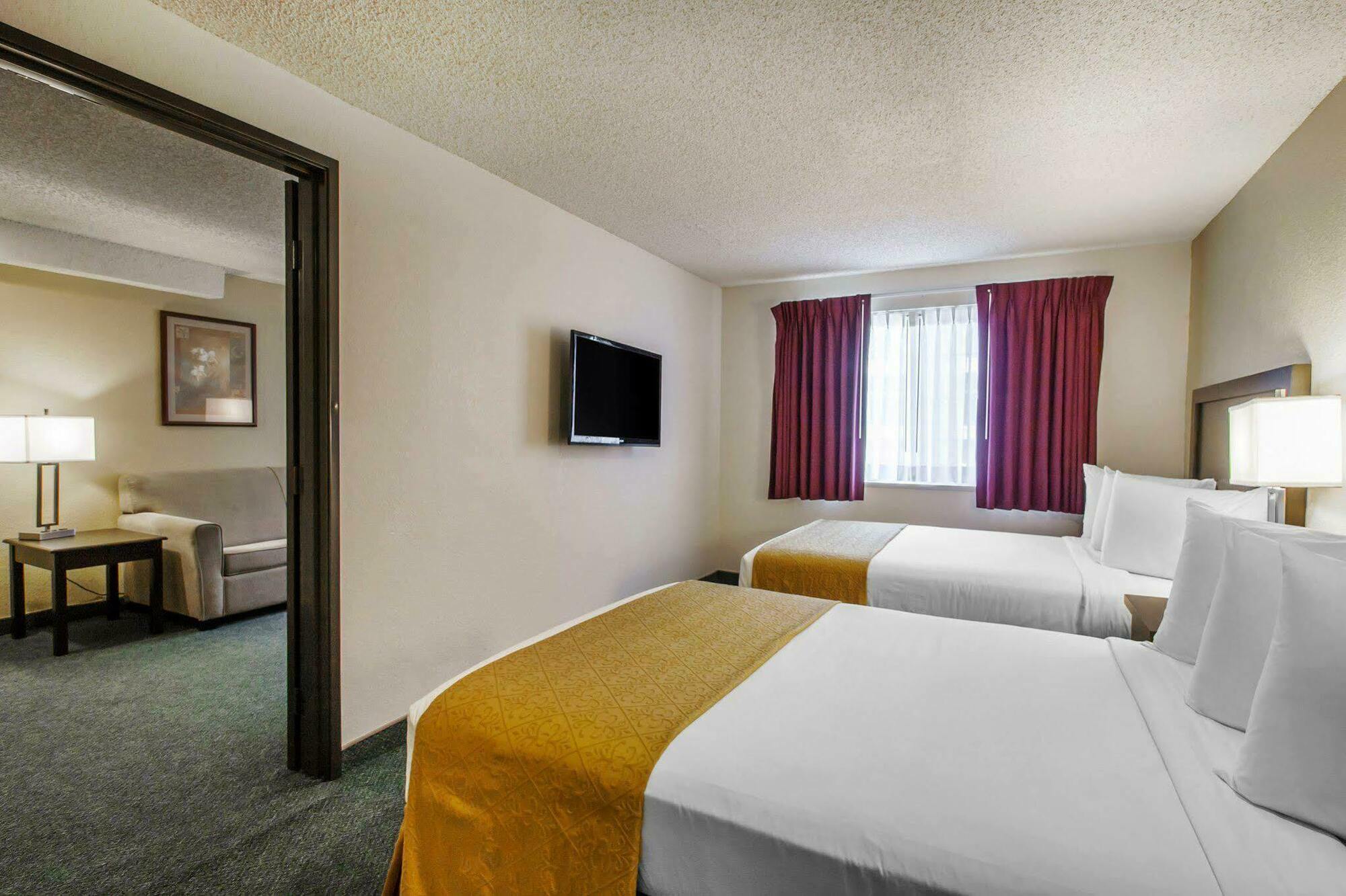Quality Inn & Suites Springfield Dış mekan fotoğraf